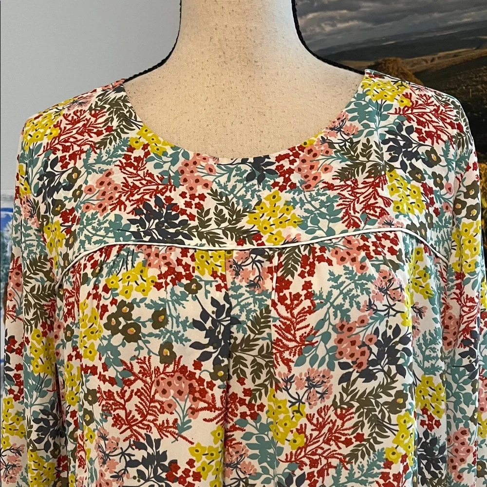 Loft Boho Style Floral Pullover - Picture 2 of 11